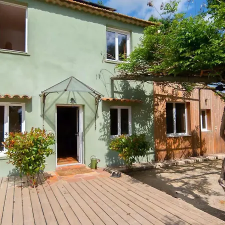 Provencal In Preserved Natural Setting * Fréjus