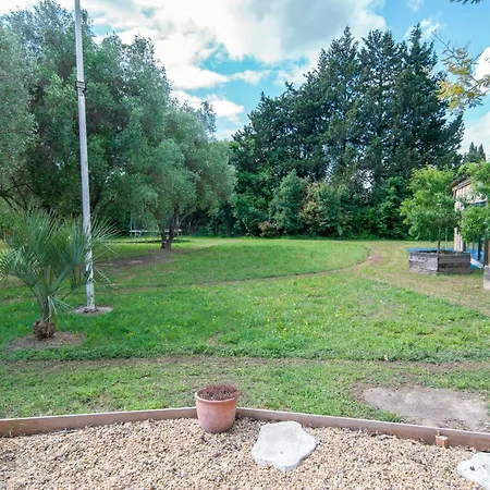 Provencal In Preserved Natural Setting Casa vacanze